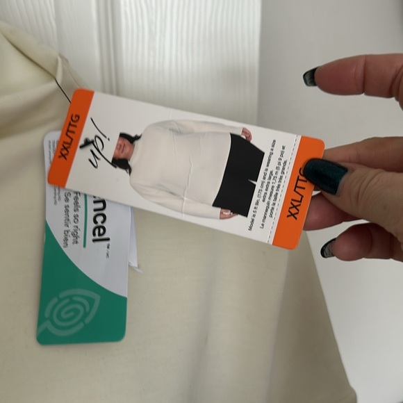 Up sweat shirt white crew neck brand new with tags XXL - Picture 3 of 7